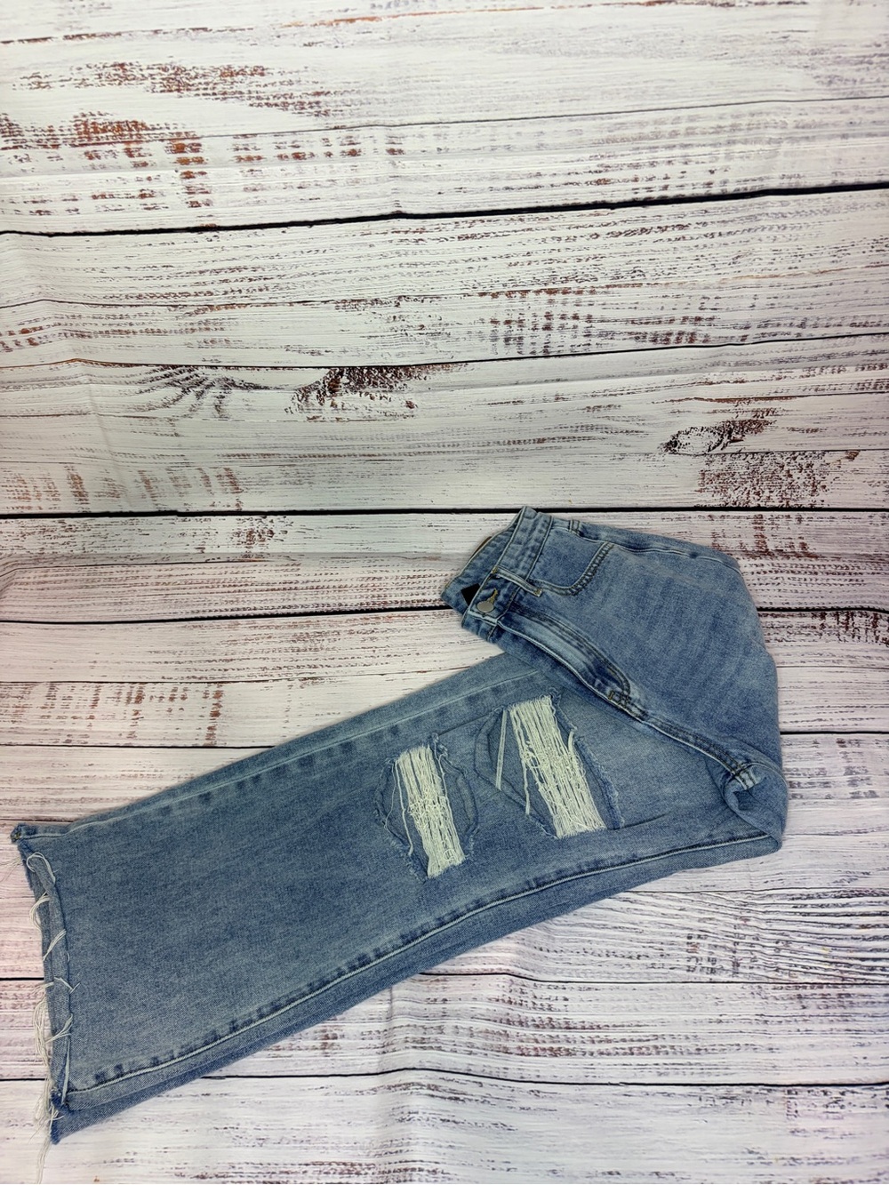 Cider Light Blue Distressed Wide-Leg Jeans
